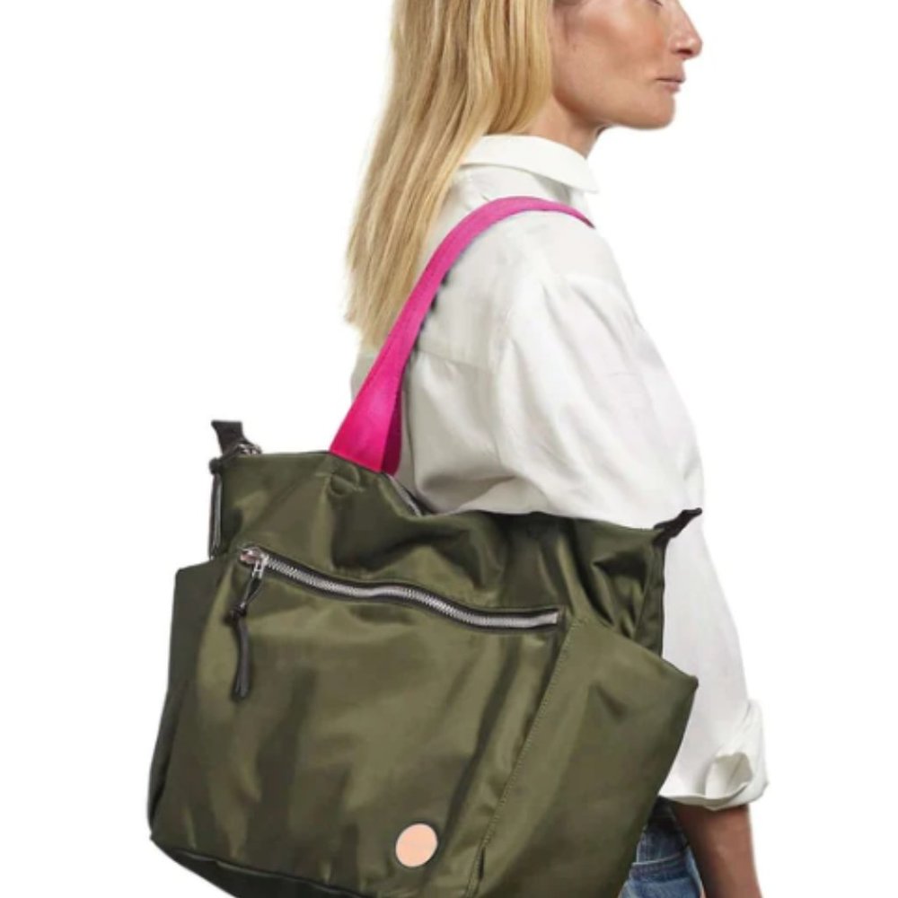 shortyLOVE tillie medium tote bag